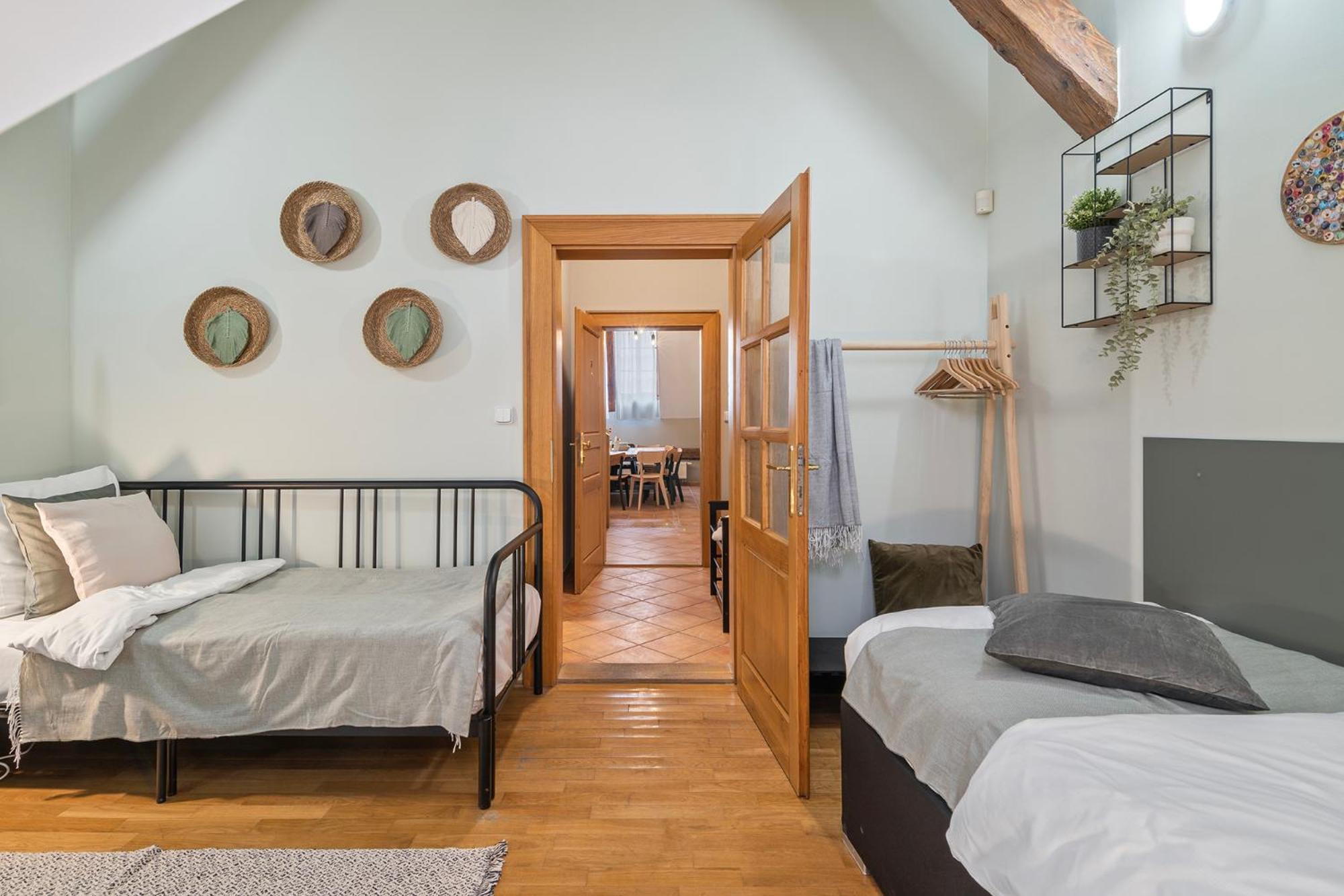 Apartment Charles Bridge Historical Apts By Michal&friends Prag